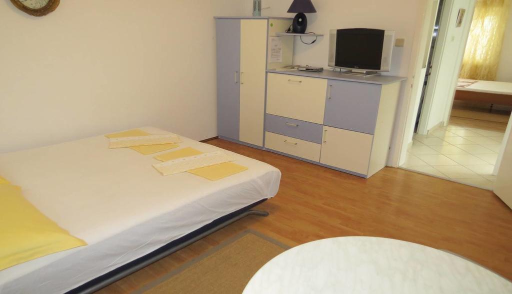 Apartments Corluka Baška Voda Eksteriør billede