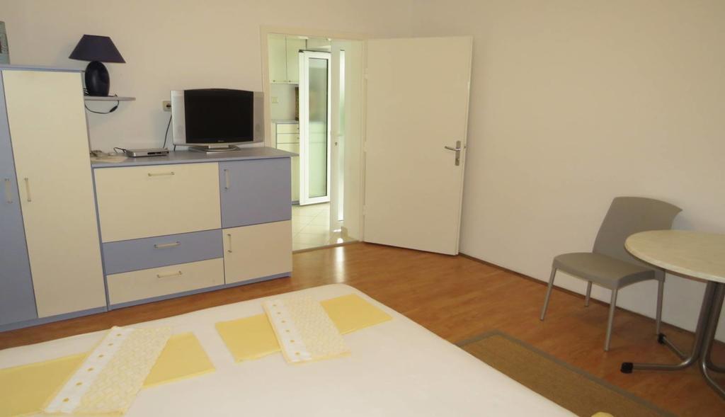 Apartments Corluka Baška Voda Eksteriør billede